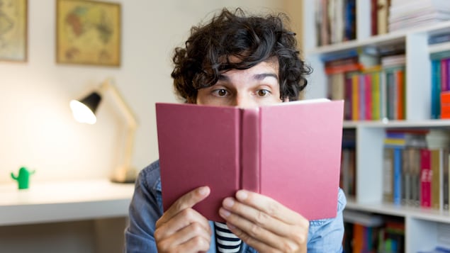 مطالعه کردن سلامت روانتان را تقویت می‌کند