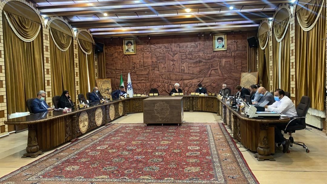 توسعه شهر تبریز قربانی حاشیه/ خود انقلابی پنداری با اتهام زنی!