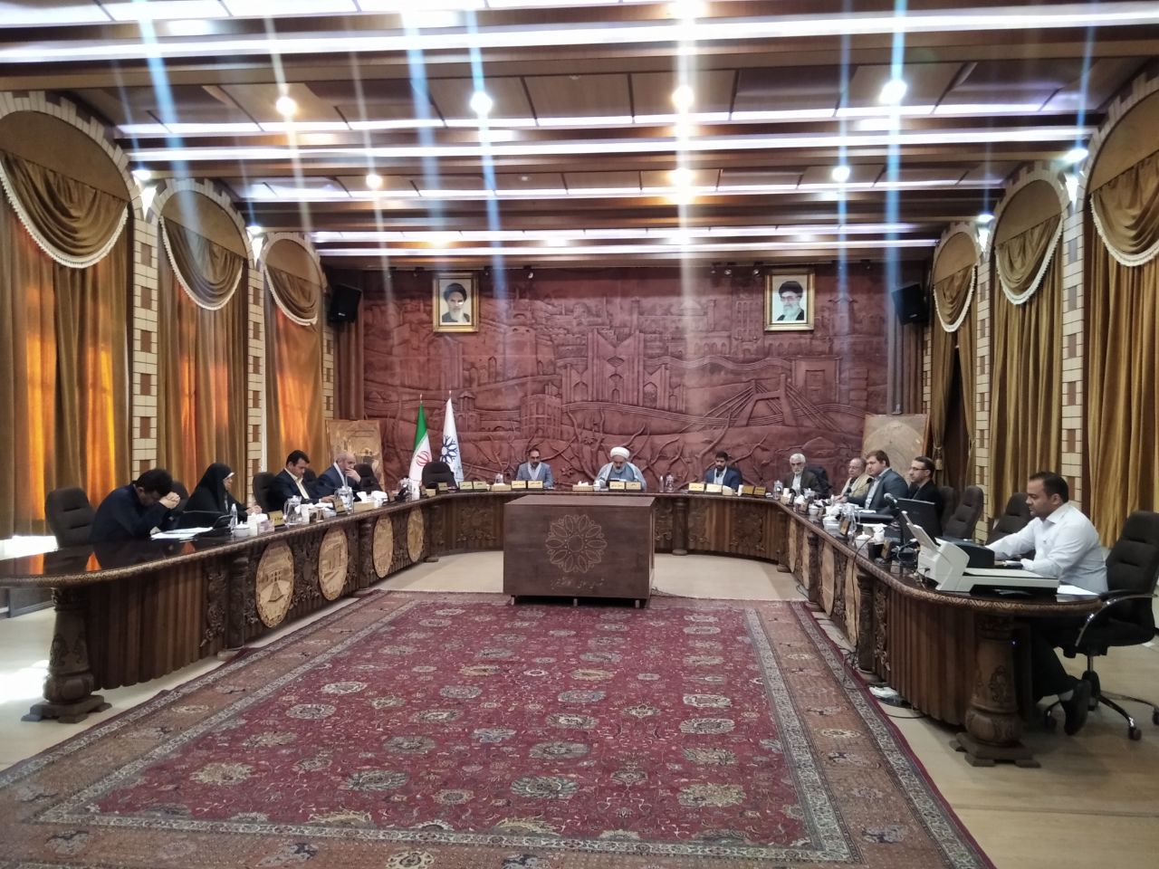 اما و اگرهای گرانی گوشت قرمز / ریسک شفافیت در شهرداری