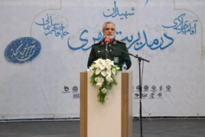 اولین رزمندگان فتح خرمشهر قهرمانان تبریز بودند / مسئول کسی نیست که میز بزرگتر داشته باشد