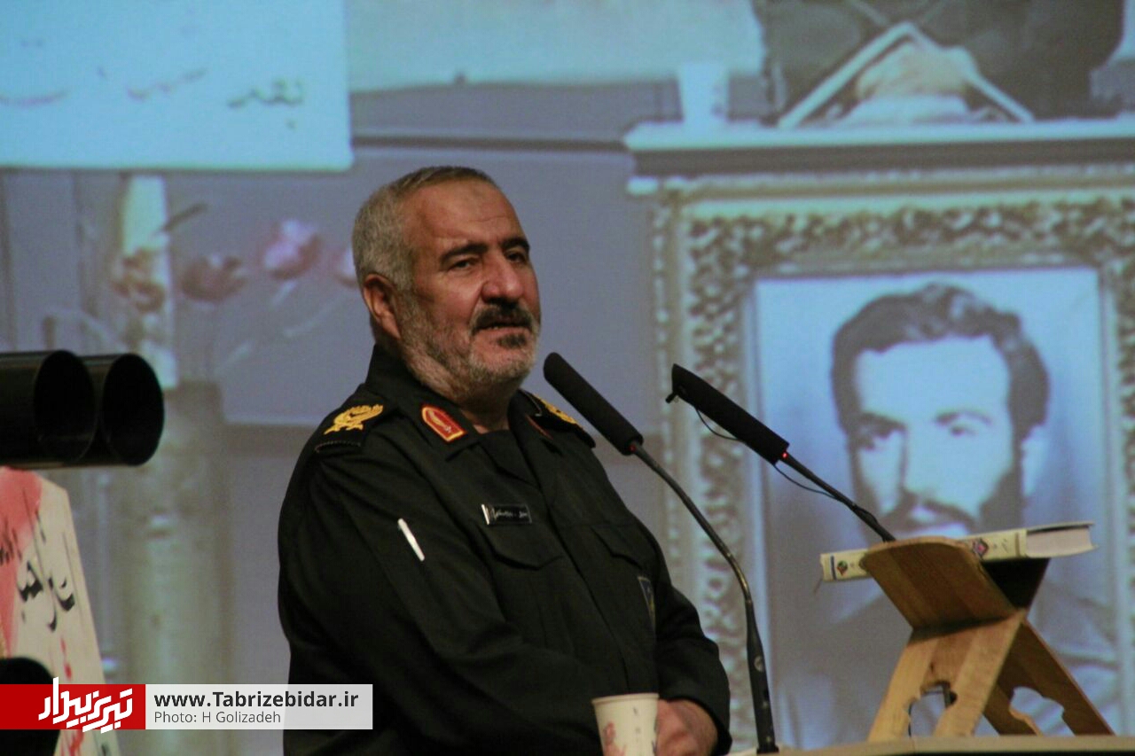 شهید شفیع زاده ها مقاومت جهانی را شکل دادند