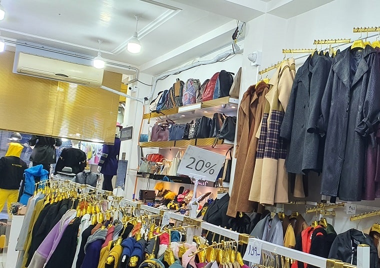 وقتی بی عفتی از ویترین ها بیرون می آید / وضعیت قرمز فرهنگ در بوتیک های زنانه