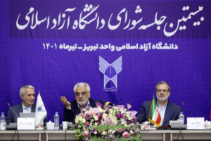 جهاد تبیین اولویت دانشگاه آزاد است