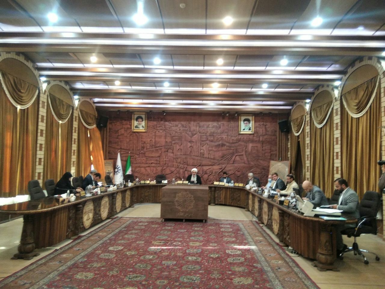 شفاف سازی غیبت های غیرمجاز برخی اعضای شورا