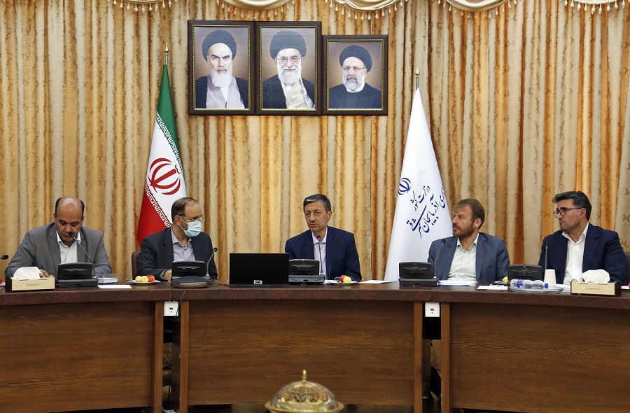 سرمایه گذاری ۱۲۰۰ میلیاردی بنیاد مستضعفان در آذربایجان شرقی