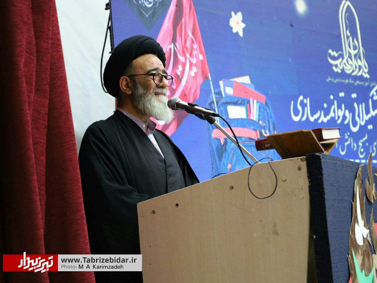 کینه مزدوران آمریکایی از سردار مبارزه با فتنه و تروریسم / در حراست از خون شهدا کوتاهی نمی کنیم