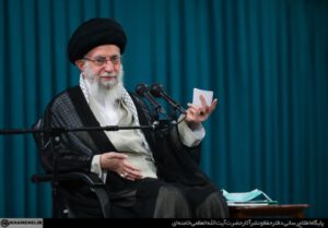 نخبه از مهم‌ترین ثروت‌های انسانی کشور است