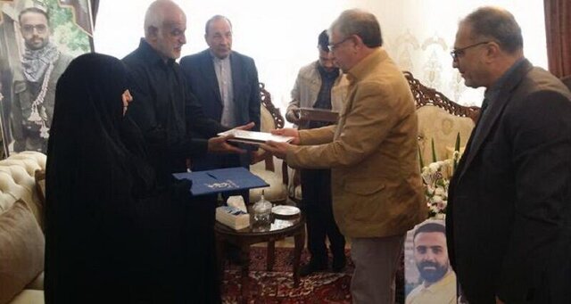 ابلاغ پیام رئیس بنیاد شهید و امور ایثارگران به خانواده شهید «اوجاقی »