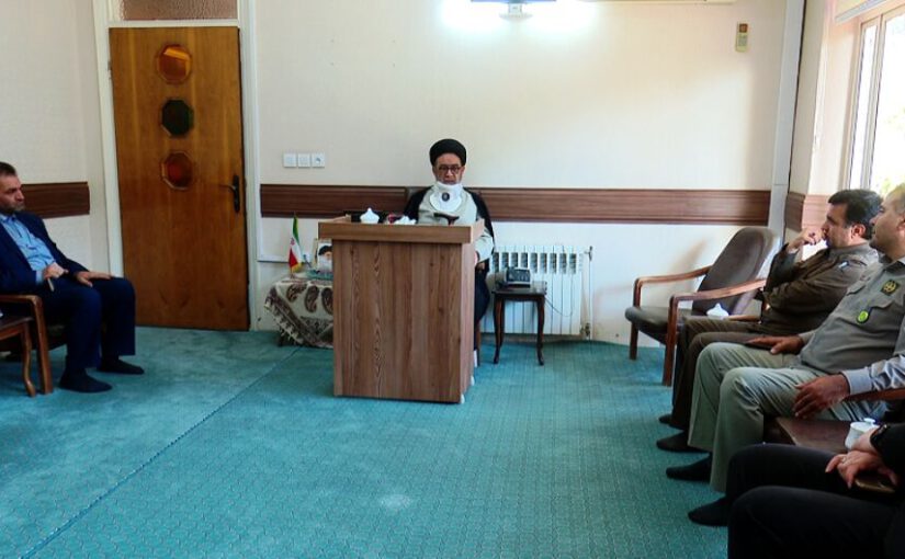 ابراز نگرانی امام جمعه تبریز از وضعیت دریاچه ارومیه و پاسخ رئیس سازمان محیط زیست