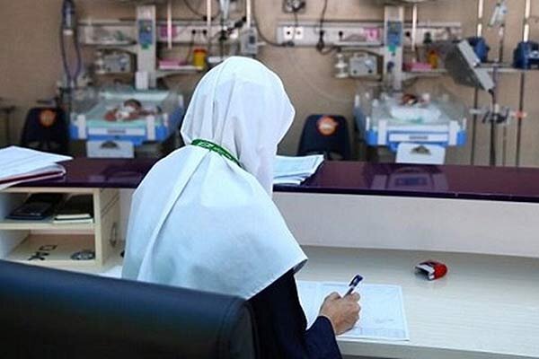 انتهای راهرو، دست چپ / چند ریال پاداش، خداحافظ تا سال بعد