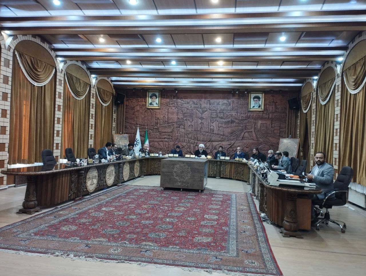 از احد داداش تا اکبر و توحید داداش / آتاسنتر و پارک حاشیه ای شفاف شود