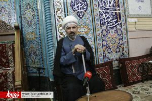 رفتار داعشی با یک امام جماعت در تبریز / ضرب و شتم روحانی توسط آشوبگران