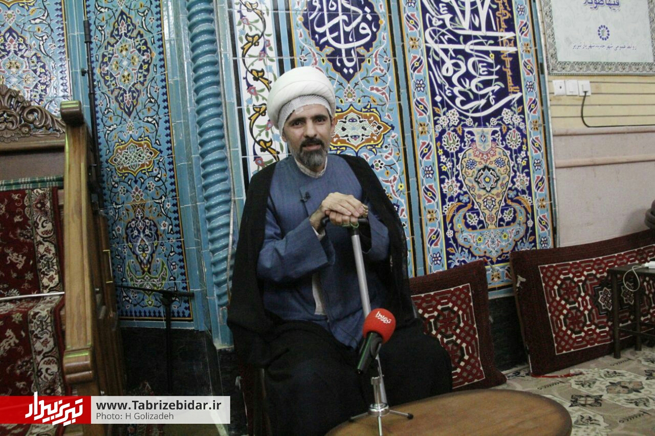 رفتار داعشی با یک امام جماعت در تبریز / ضرب و شتم روحانی توسط آشوبگران