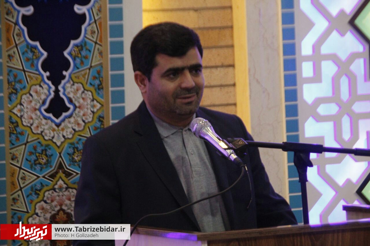 اهدای لوازم التحریر ایرانی با راه انداری کارگاه های تعطیل شده