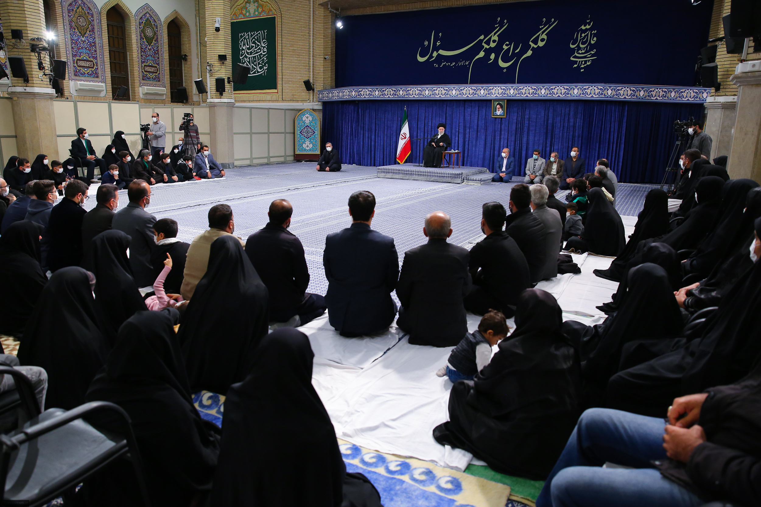 دستگاه های فرهنگی حقایق تاریخ و جنایت های دشمنان را برای جوانان تبیین کنند