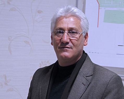 ۳۰۰ خودرو وانت میوه فروش در تبریز در انحصار ۱۸ نفر است