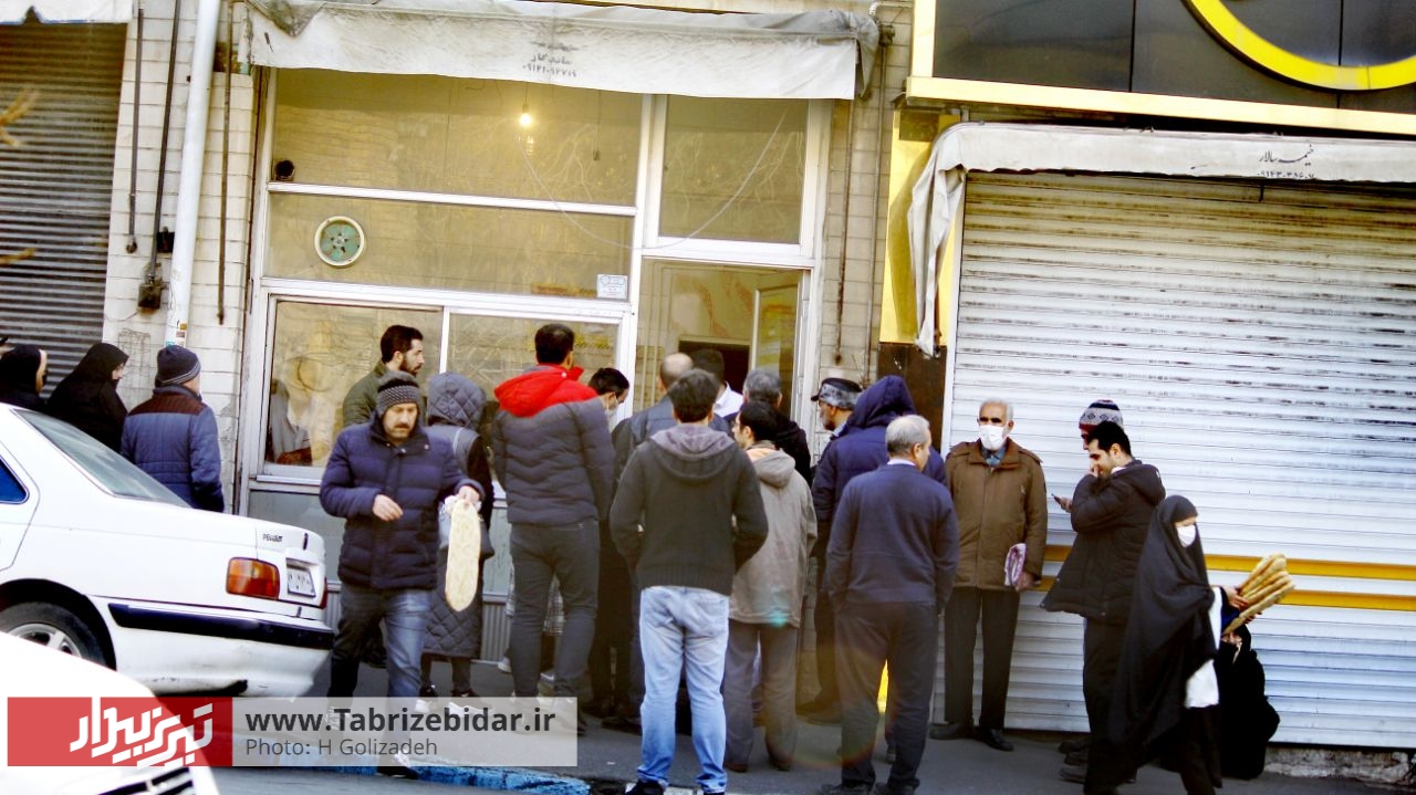 روایتی از یک روز در صف نان / مردم ناراضی، مدیران راضی!