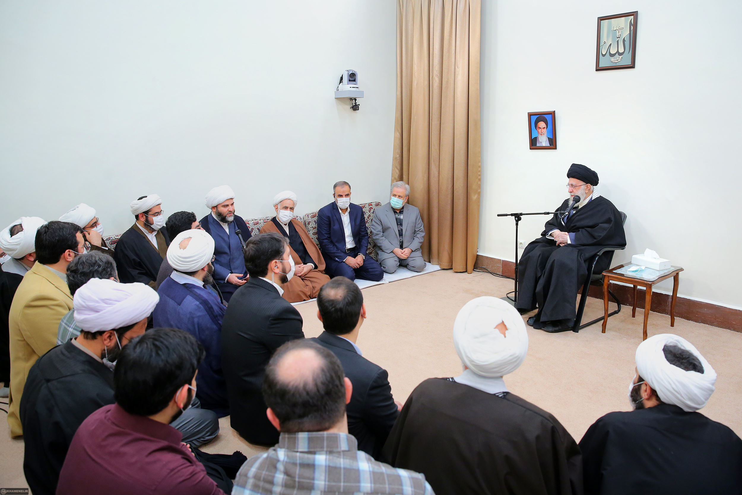 در کل کشور به اتحاد کلمه و همدلی نیاز داریم