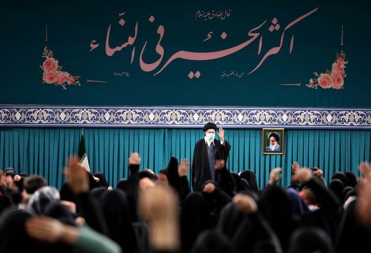 کسانی که حجاب ضعیف دارند هم دختران خود ما هستند؛ نباید آنها را متهم کرد