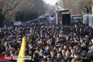 خشم انقلابی مردم تبریز علیه اهانت نشریه فرانسوی