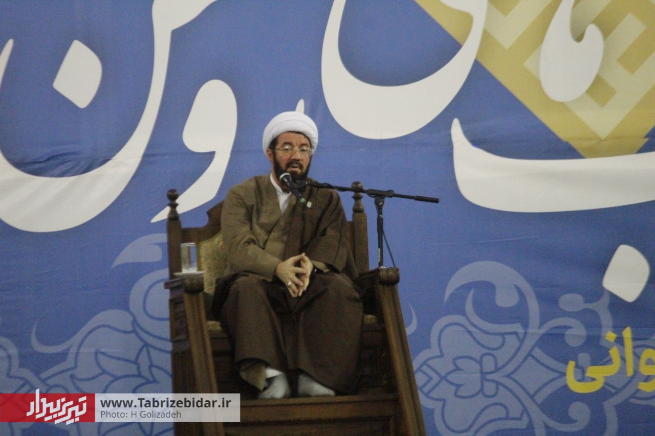 امام زمان(عج) هیچ وقت با جوان شیعه قهر نمی کند