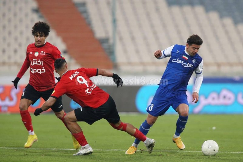 استقلال ۲- تراکتور ۱ / حذف تراکتور با تصمیم داور