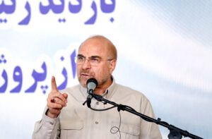 اقتصاد با رودربایستی پیش نمی رود / توجه دولت و مجلس به مشاغل خرد