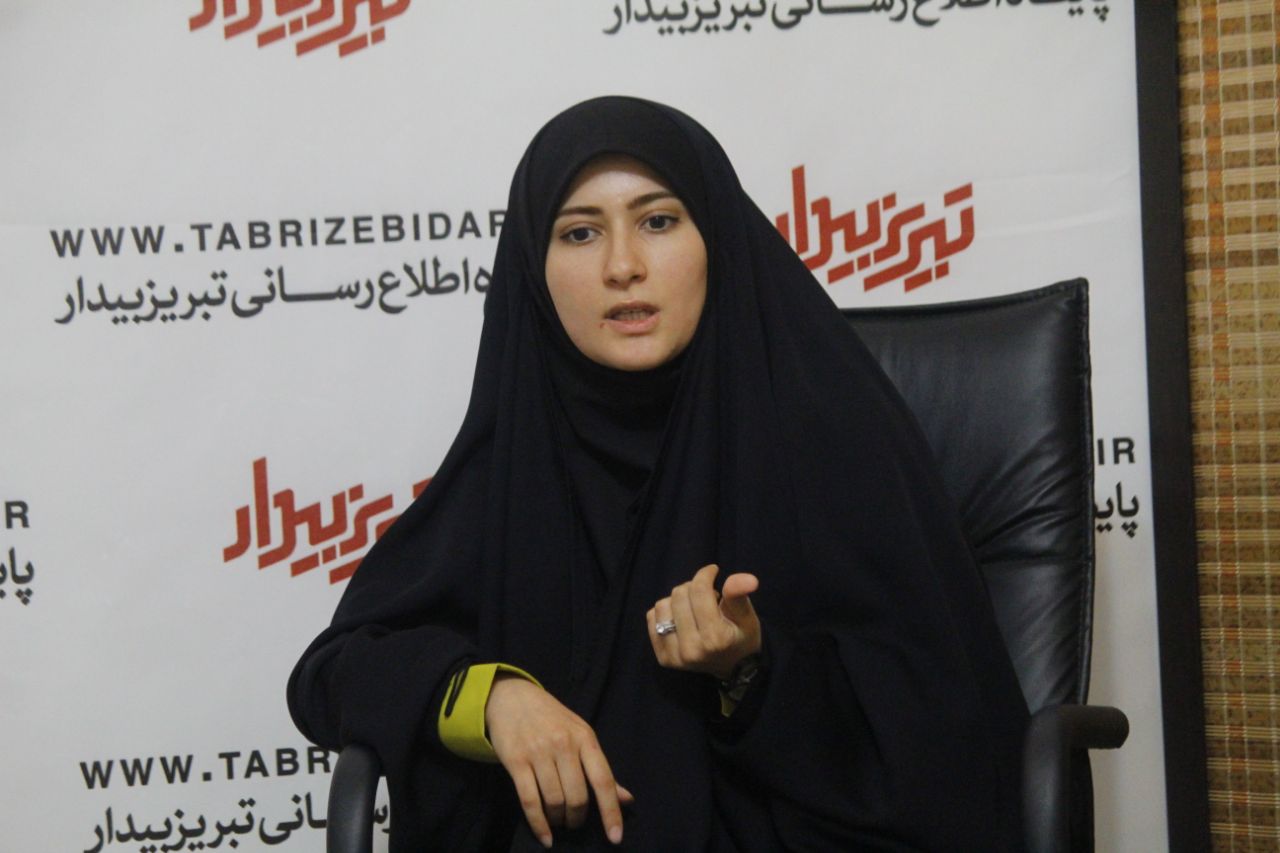معلمان قربانی کشمکش درون سازمانی / بی اعتمادی عمومی با رتبه بندی