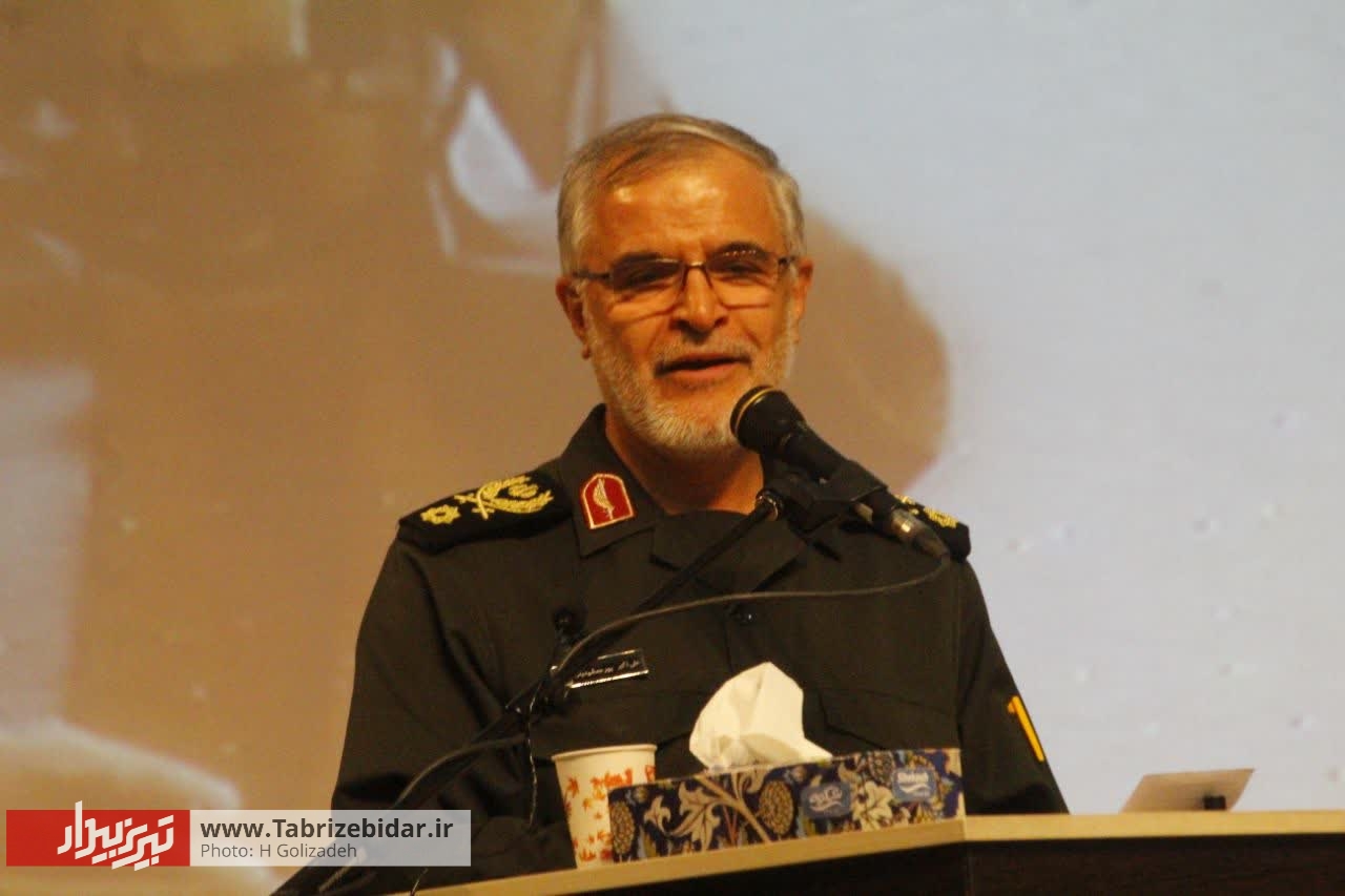 شهید شفیع زاده نمونه بارز وحدت ارتش و سپاه