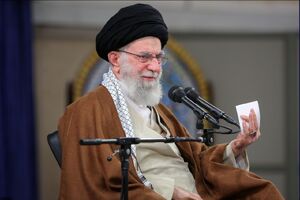 اگر حج نباشد امت اسلامی فرو خواهد پاشید