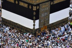 آیا امام حسین(ع) حجش را نیمه‌تمام گذاشت؟!
