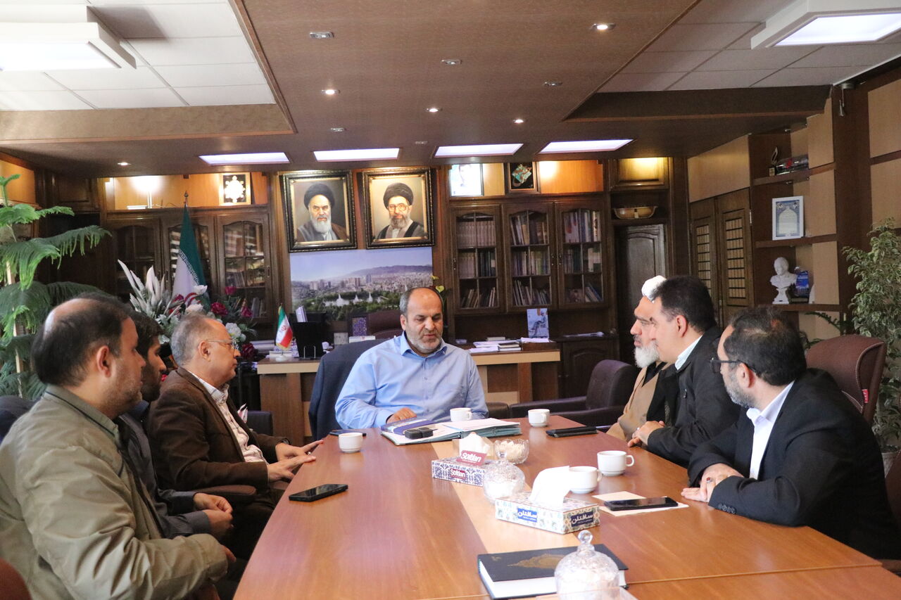 «چشم تو‌ چشم شدن» بعد از ۱۶ ماه / کوه به کوه نمی‌رسد اما «شورای شهر» به «فاتح» می‌رسد!