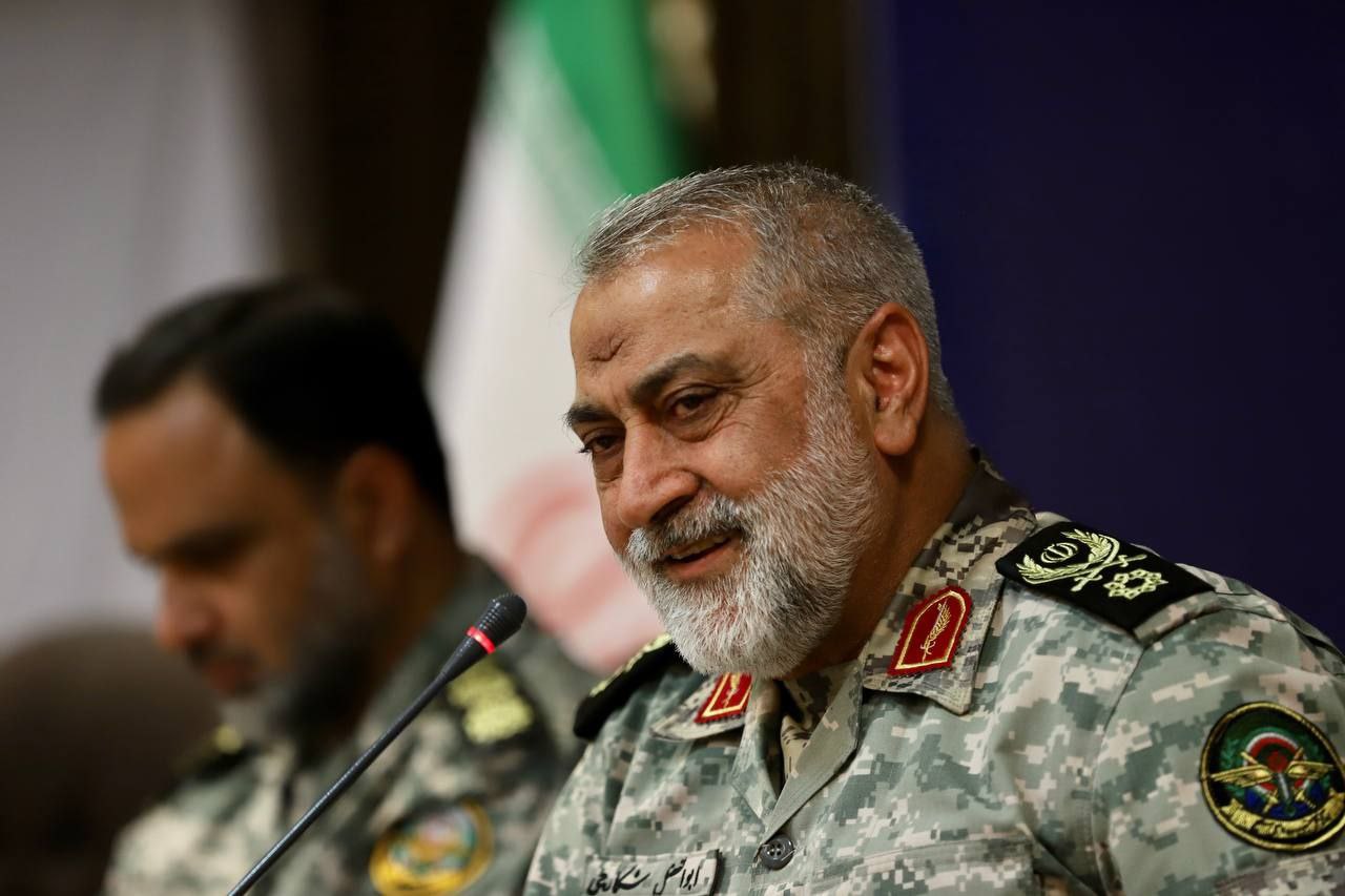 انقلاب، زنده است چون آذربایجان زنده است / دشمن در جنگ ترکیبی توفیقات کشور را وارونه نشان می دهد