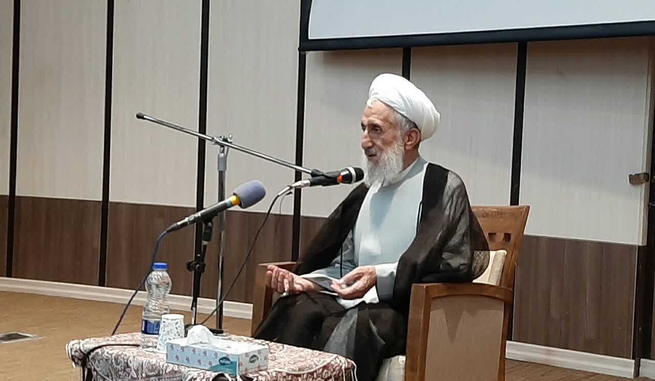 خداوند از فقها تعهد گرفته تا تماشاگر بی تفاوت نباشند / اهداف فرهنگی مقدم بر اقتصاد