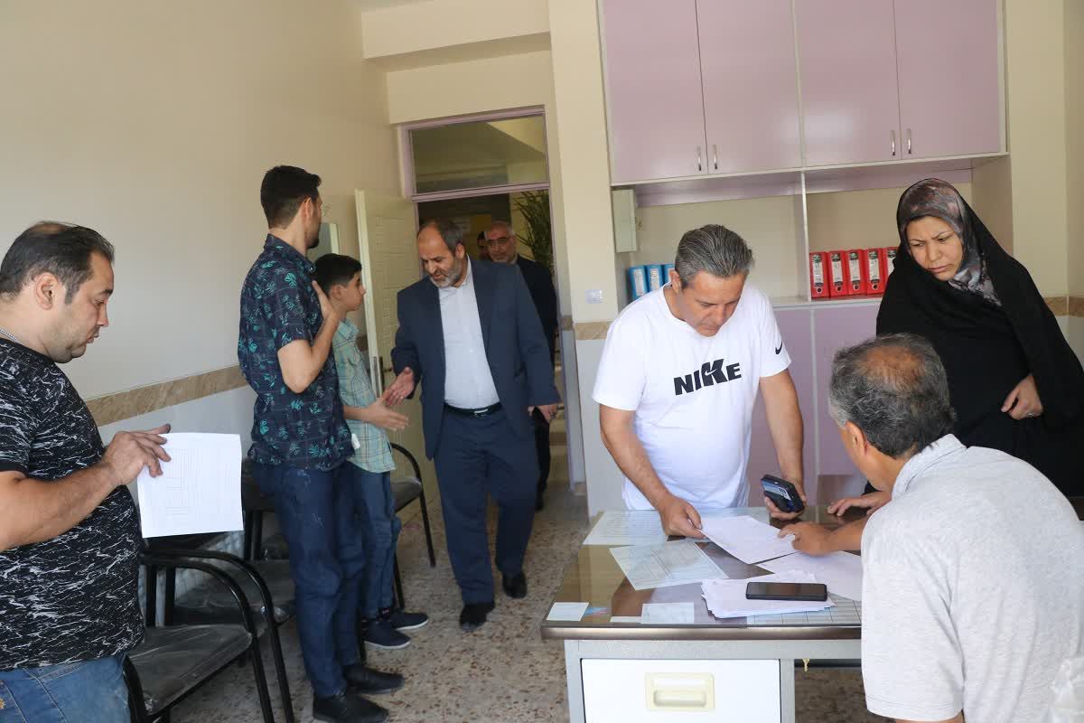 مدارس دولتی مجاز به دریافت وجه نیستند