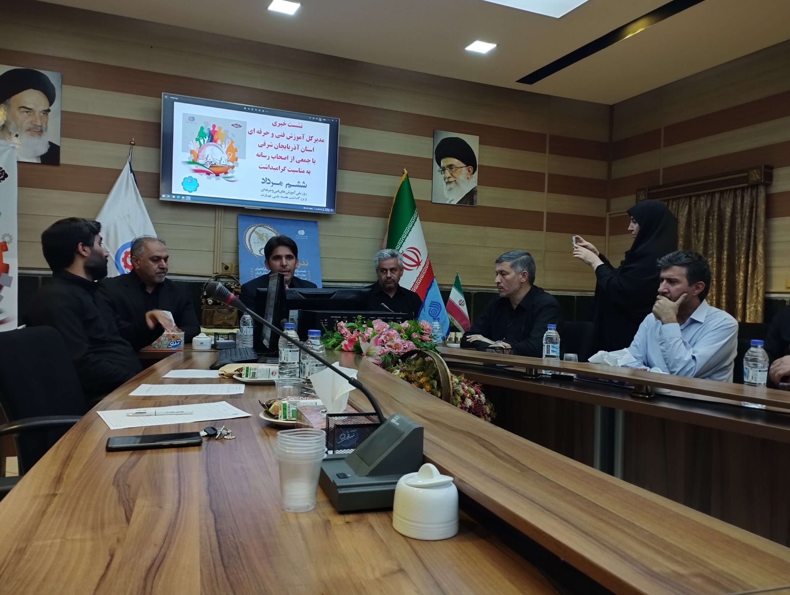 جنس بیکاری در استان از نوع بیکاری فارغ التحصیلان دانشگاهی و متخصص است