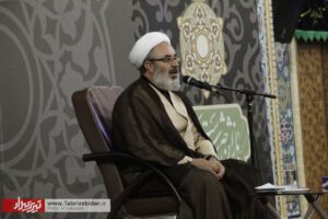 مادران آمده‌اند تا «هیهات من الذله» را فریاد بزنند