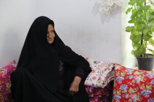 همنام و هم سن فاطمه(س)؛ ایستاده پای چادر فاطمی