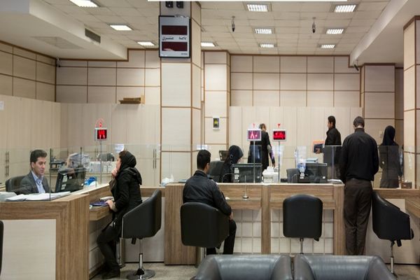 بانک های خسیس