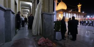 با زائران شاهچراغ، آه می کشم