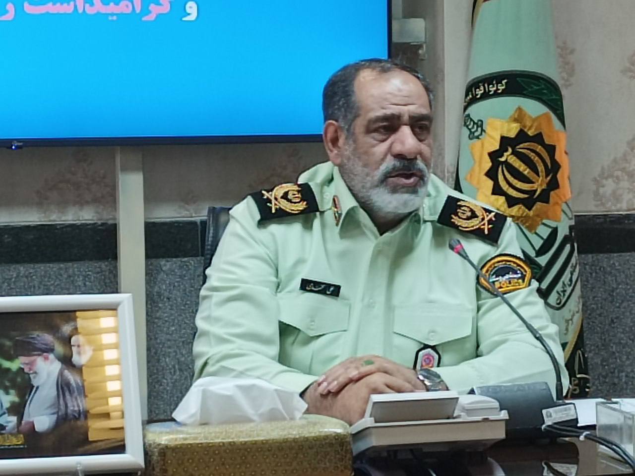 حل مشکل ترافیک تبریز نیازمند همراهی همه دستگاه ها با پلیس / ۹۴۲ هزار تماس مردمی با پلیس در سالجاری