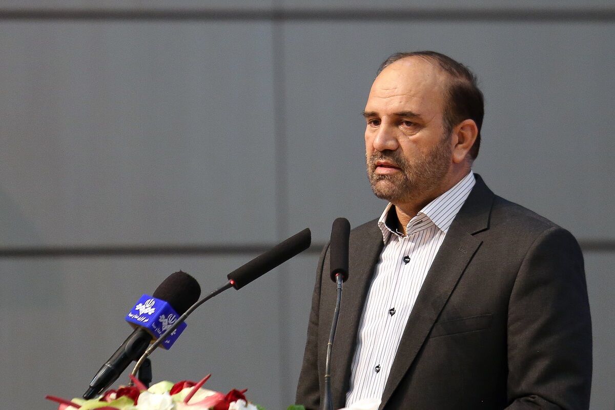 شهریار نماد اسلام دوستی و فرهنگ کهن آذربایجان / مقبره الشعرا را با وضعیت در حال تخریب تحویل گرفتیم