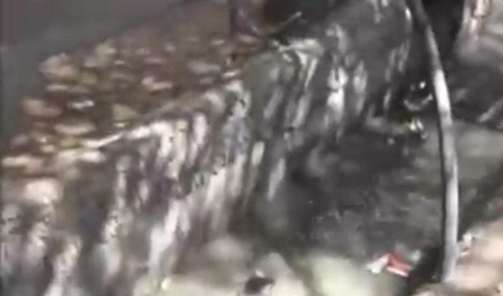 آب هدر رفت در جلوی کبریت سازی تبریز رقیق، است