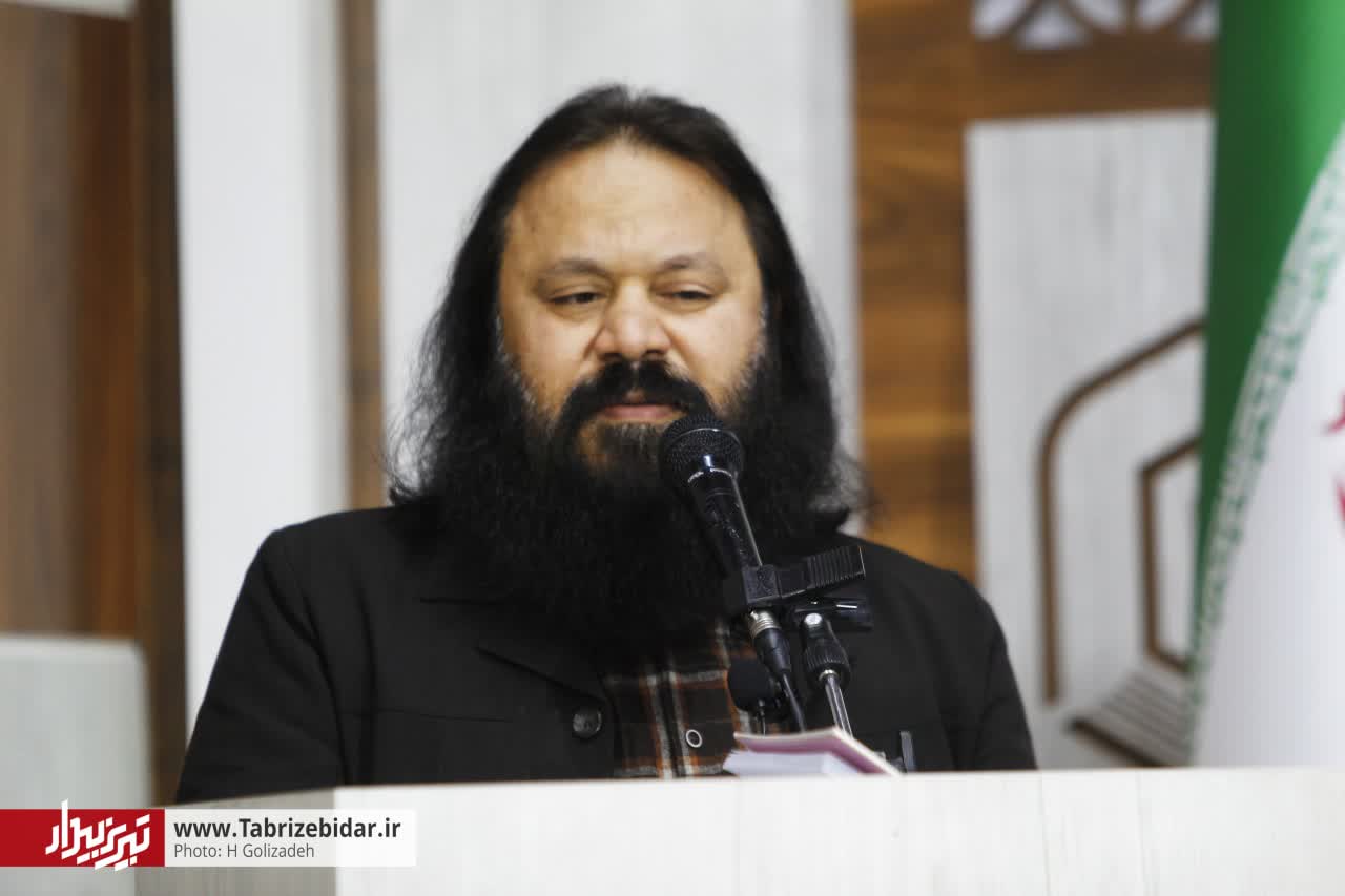 لازمه موفقیت در جهاد تبیین، کار هنری و فضای مجازی است