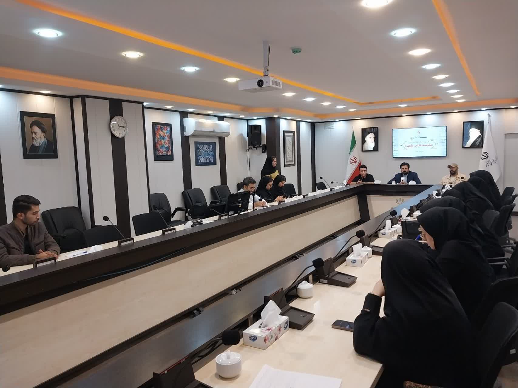 چراغی برای برداشته شدن قلم هنرمندان بومی جهت نمایشنامه نویسی دفاع مقدس