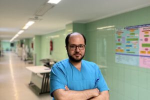 اهمال کاری و تعارض منافع در نظام پرستاری / نتایج حقوق های پایین؛ از رانندگی در اسنپ تا مهاجرت