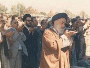 روایت تکان دهنده محافظ شهید مدنی از دقایق اولیه ترور / کمین منافقین در پیکر امام جمعه شهید