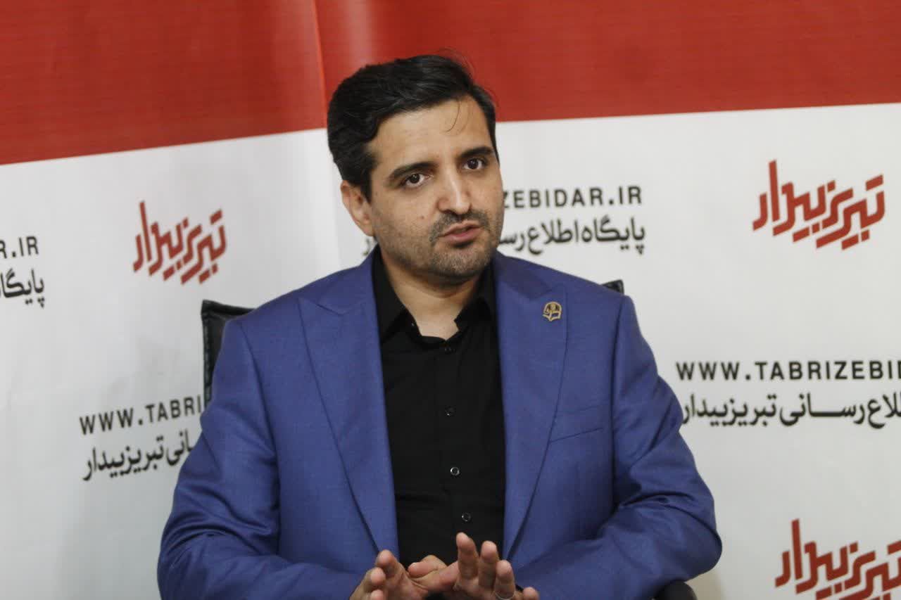 دانشجو باید در کار فرهنگی معلمی را بیاموزد / رویکرد تعاملی در شنیدن صدای مخالف 