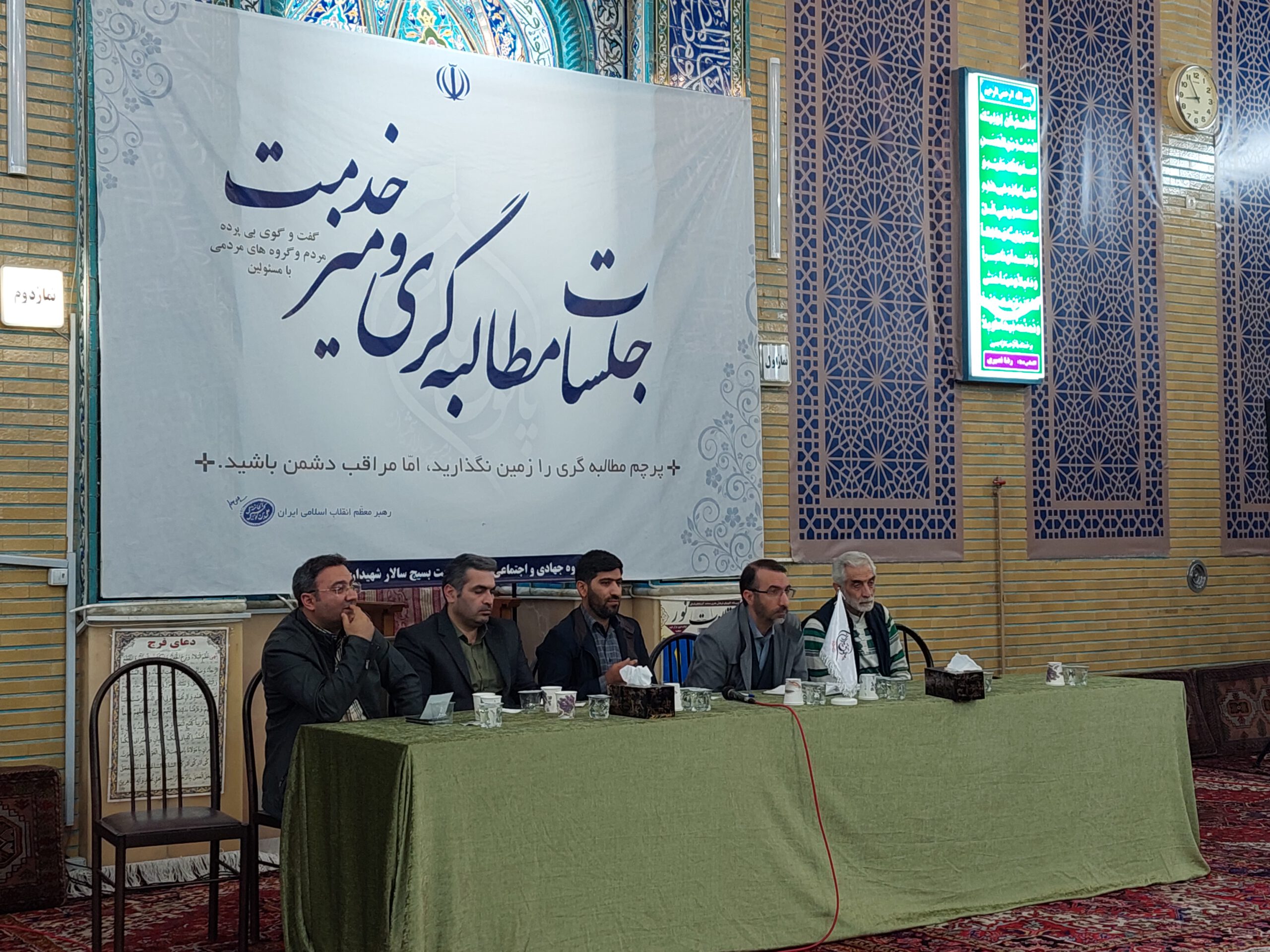 از حاشیه نشینی و بودجه تا ترافیک اعصاب خرد کن / دعوا برای مصالح شهر یا نفع شخصی؟