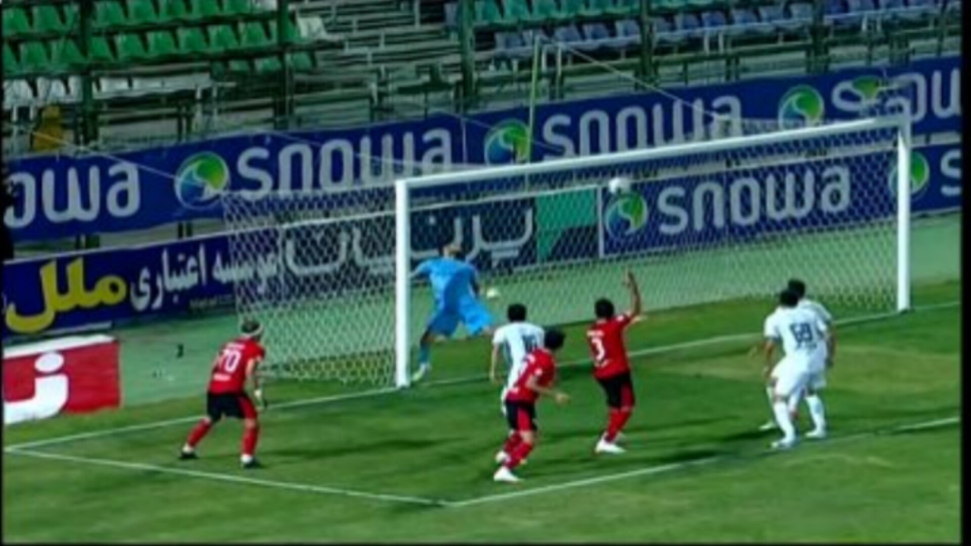 تراکتور هر چه زد به در بسته خورد / انتقاد شدید خمز از بازیکنان